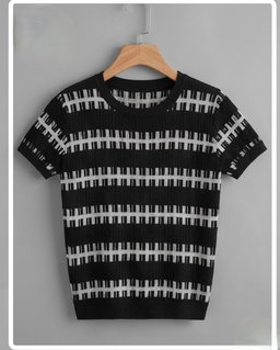 Fitted, short-sleeved fine-knit top