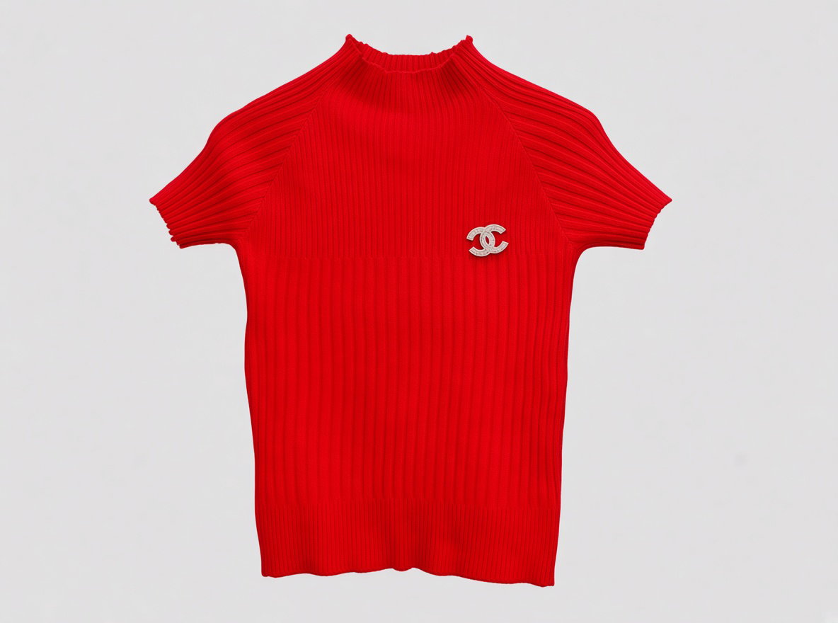 Short-sleeved, mock-neck ribbed knit top sleek, structured design_2