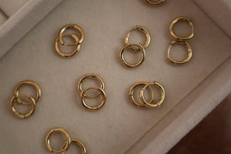 Argollas piercing