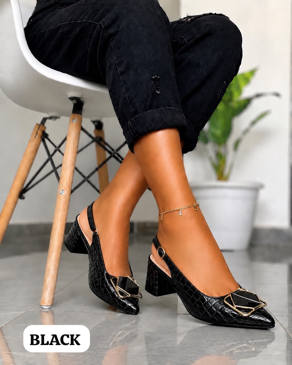 Women’s crocodile-embossed low-block heel slingback pump_3