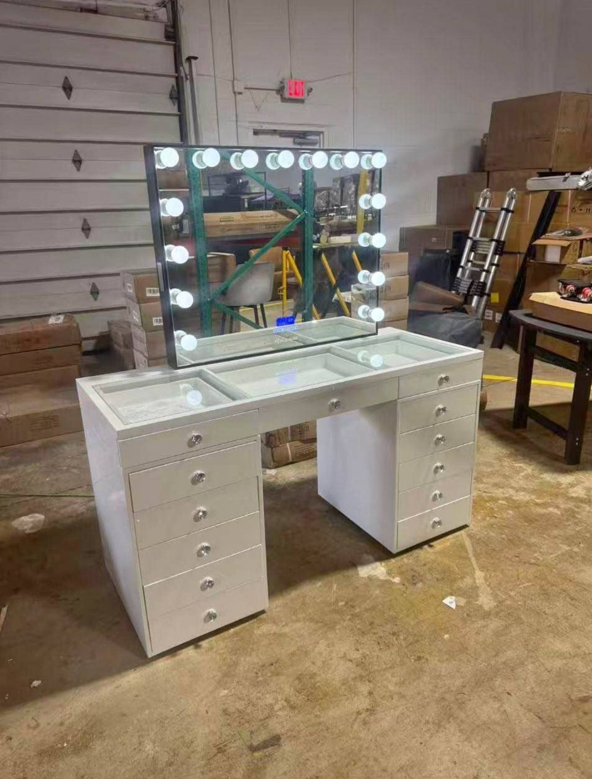 CARELIFE MODERN VANITY TABLE_0