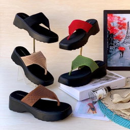 Women's platform wedge flip-flop sandals 