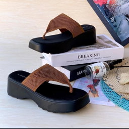 Women's platform wedge flip-flop sandals 