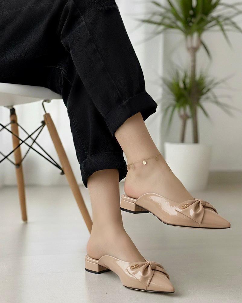 Women's patent leather mule heels_5