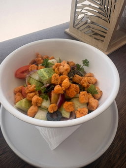 Tempeh Greek salad