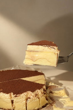 Tiramisu Basque Cheesecake