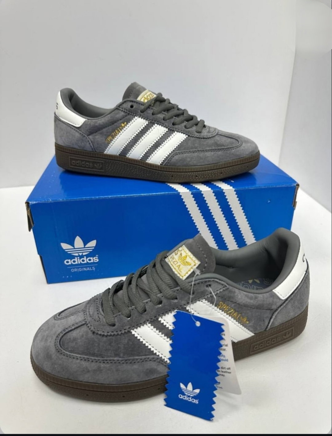 Unisex low-profile, retro indoor sports silhouette sneakers _1
