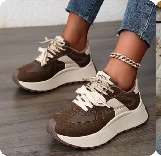 Chunky platform sneakers sporty, retro-running aesthetic._4