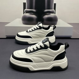 Chunky low-top fashion sneakers