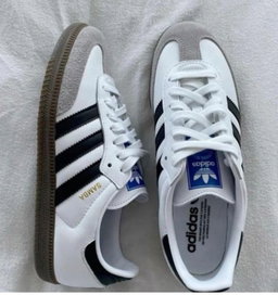 Unisex low classic sneakers 