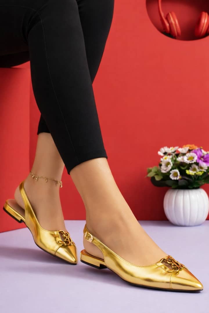 Women's pointed-toe slingback flats_3