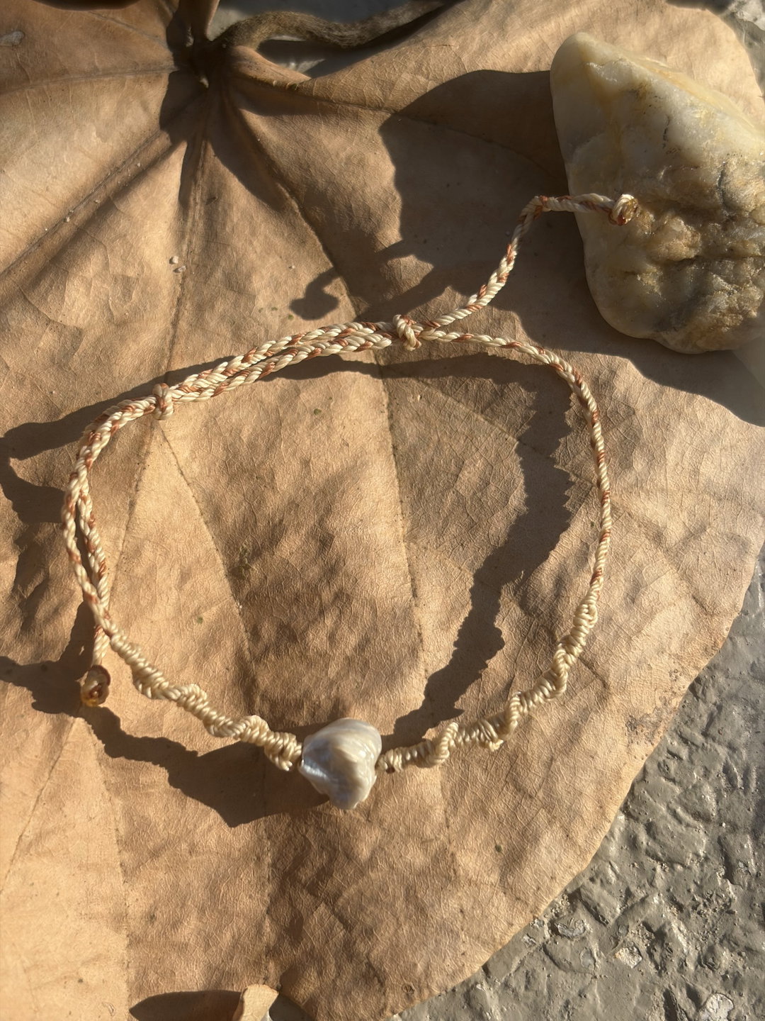 Hand Weaved Freshwater Pearl Bracelet 手工編織淡水珍珠手鏈