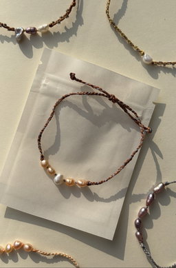 Hand Weaved Freshwater Pearl Bracelet 手工編織淡水珍珠手鏈