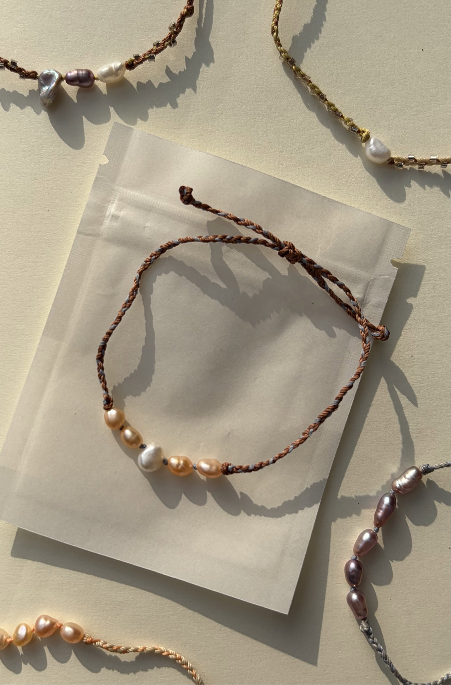Hand Weaved Freshwater Pearl Bracelet 手工編織淡水珍珠手鏈