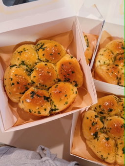 Honey Garlic & Herb Milk Buns (7pcs)