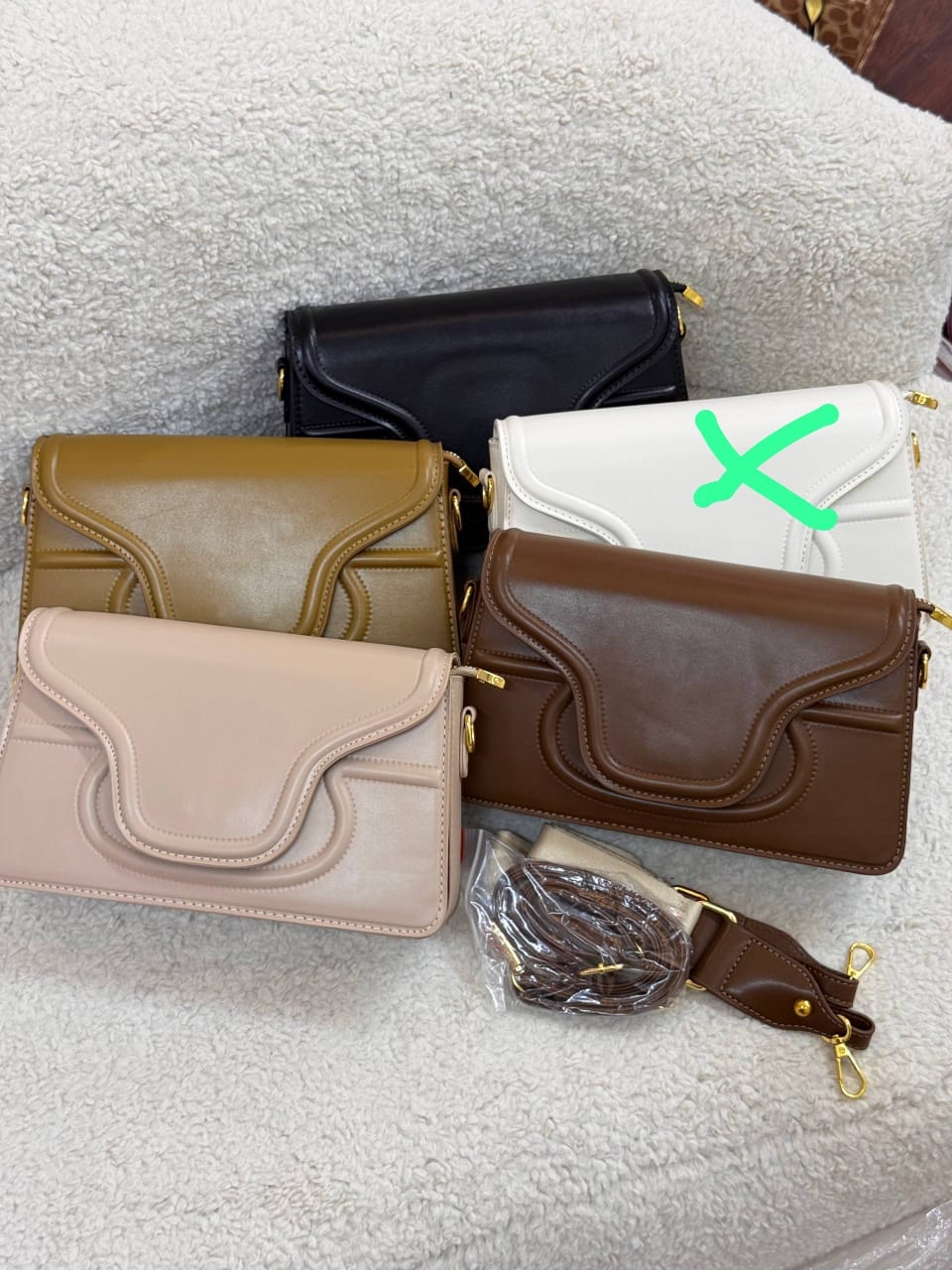 Flap-closure medium size crossbody shoulder bags