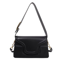 Flap-closure medium size crossbody shoulder bags 