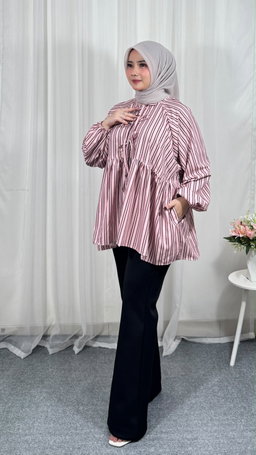 Darcie Bow & Stripe Top 🎀