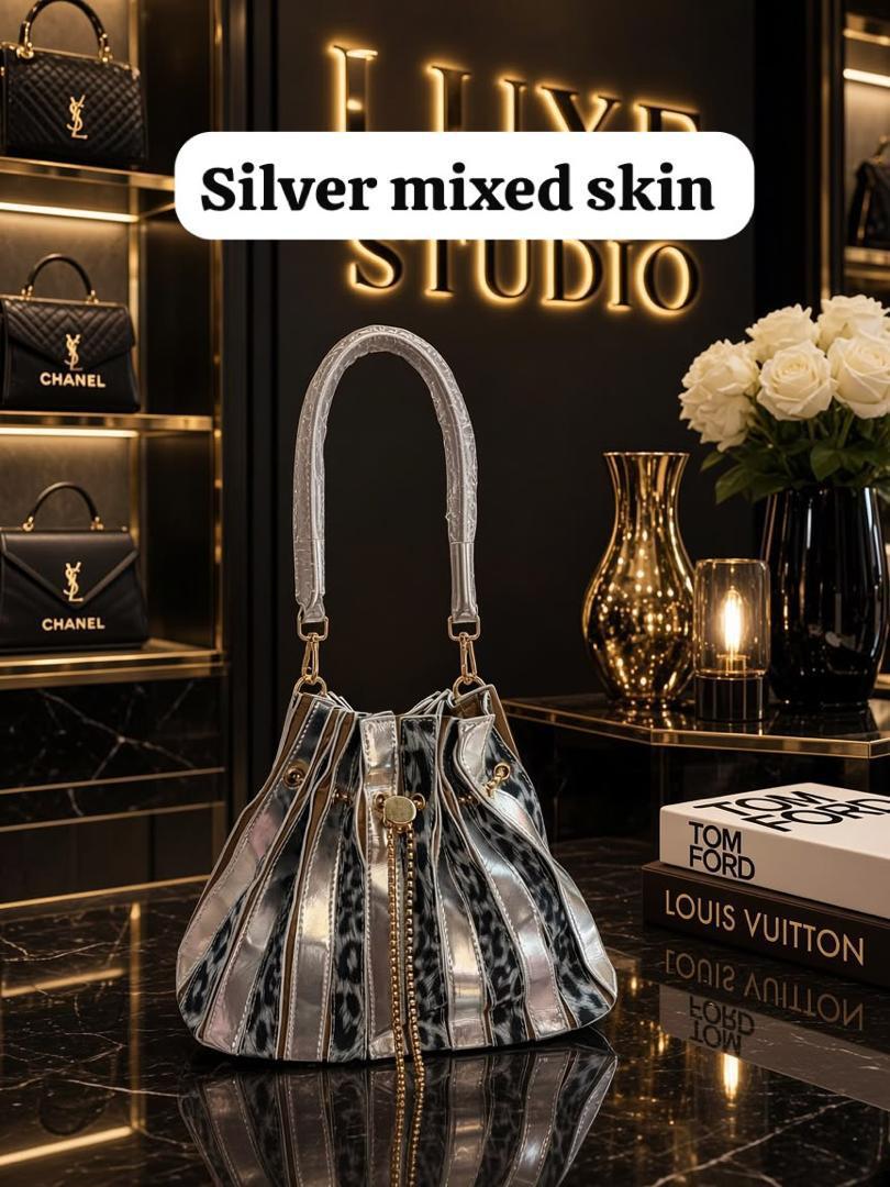 Drawstring bucket medium handbags with wallet _9