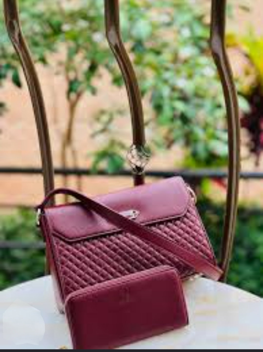 Medium leather handbag set with wallet _1