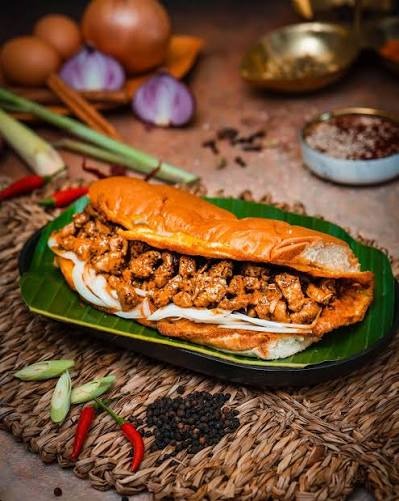 Roti John Beef Black Pepper