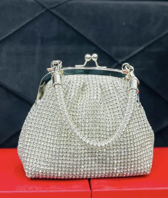 Glamorous rhinestone-encrusted evening clutch bags_5