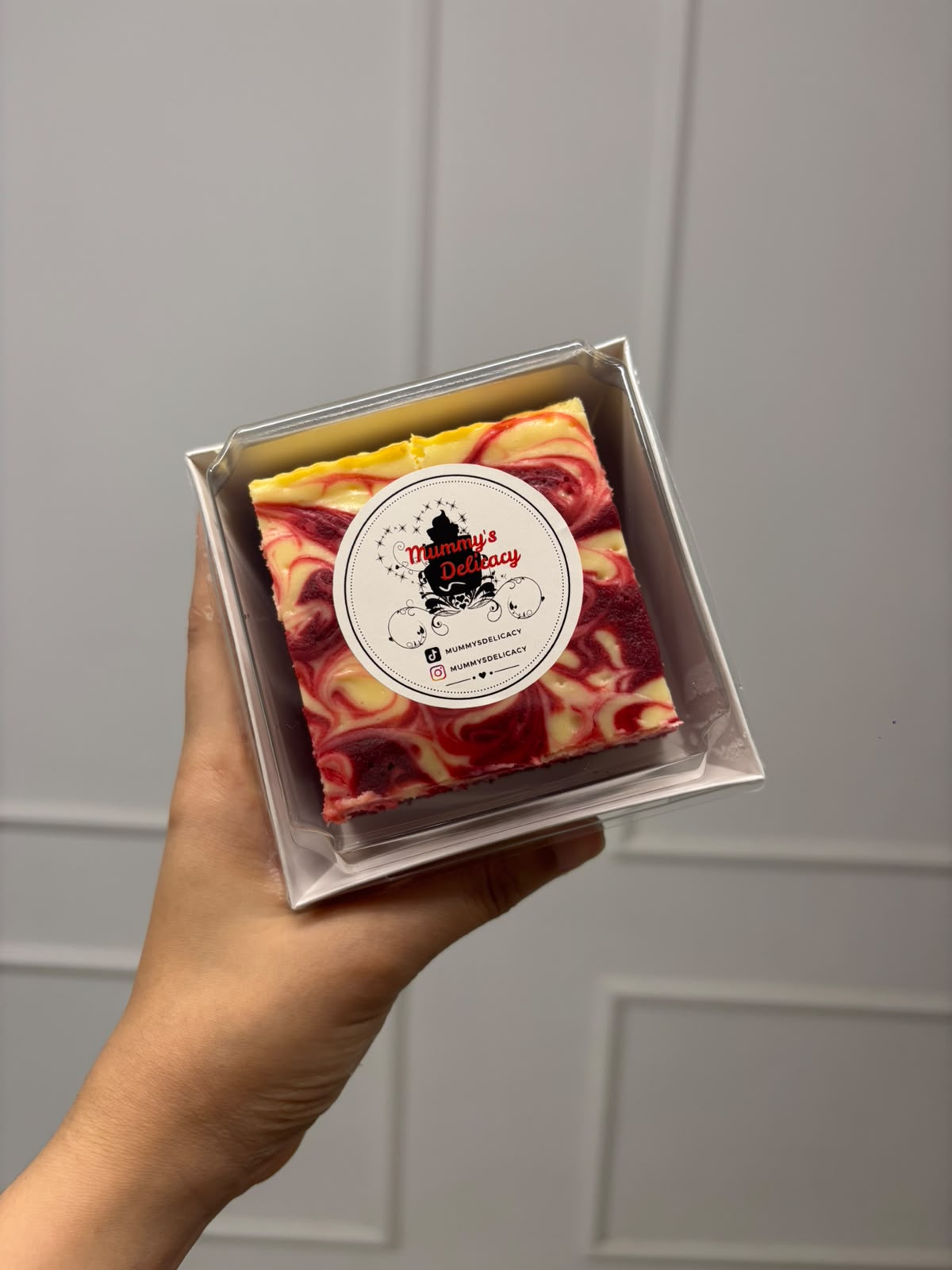 WH Pre-order | Redvelvet Cheesecake Brownie_0