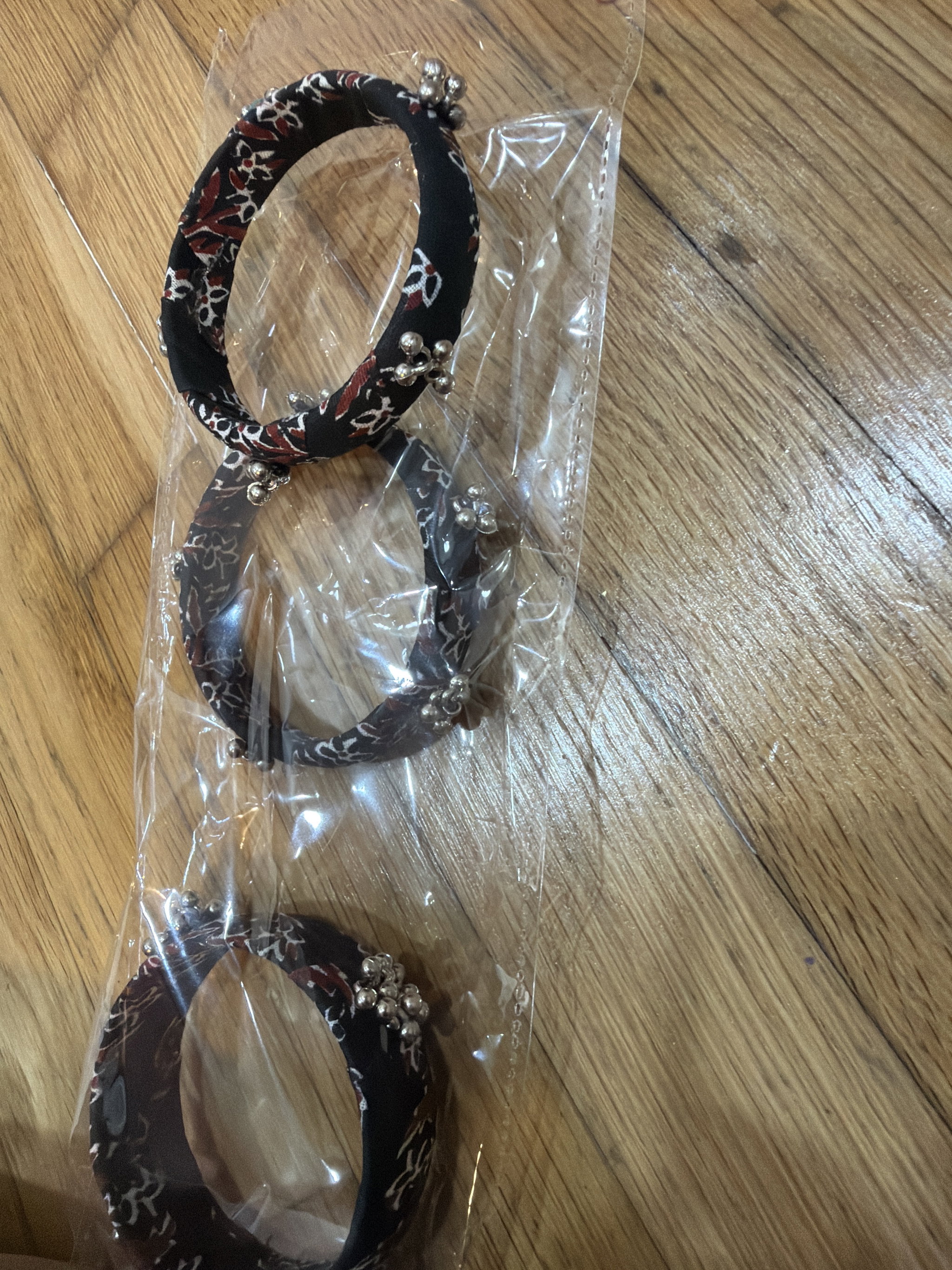 Black floral Bangle set of 3_0