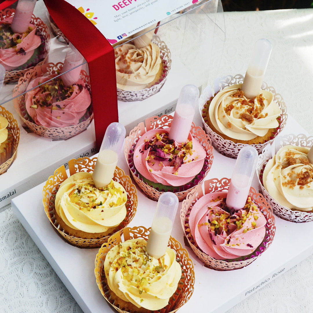 Festive Cupcakes - Festive Medley - Box of 4