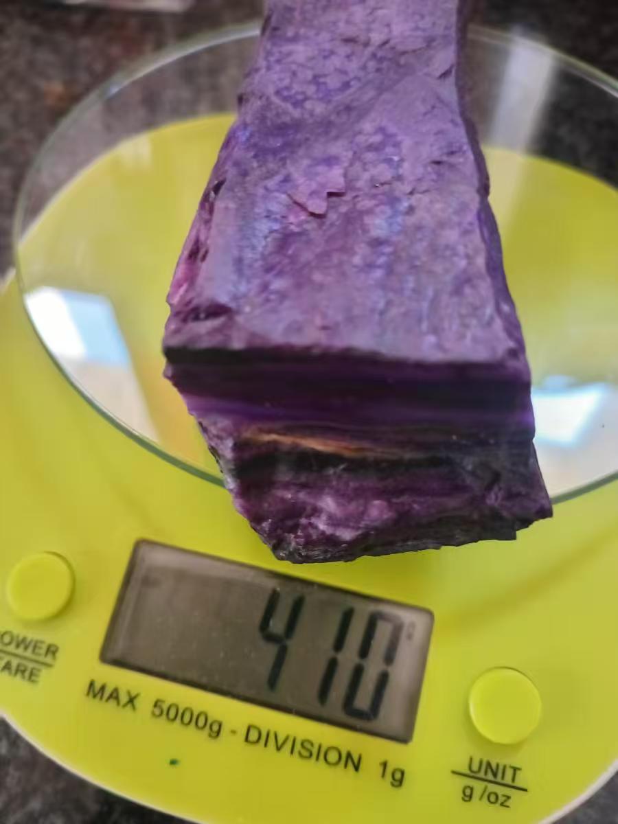 Raw stone selection 1 gram