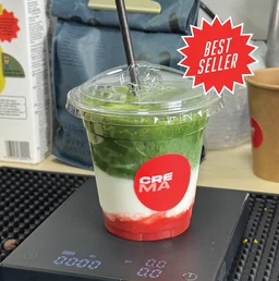 Strawberry Matcha Latte 🍓🍵
