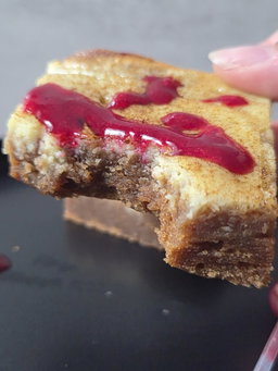 Hojicha Cheesecake Brownies