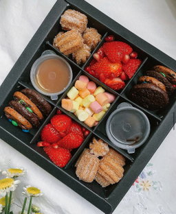Dunkin Luv Boxes