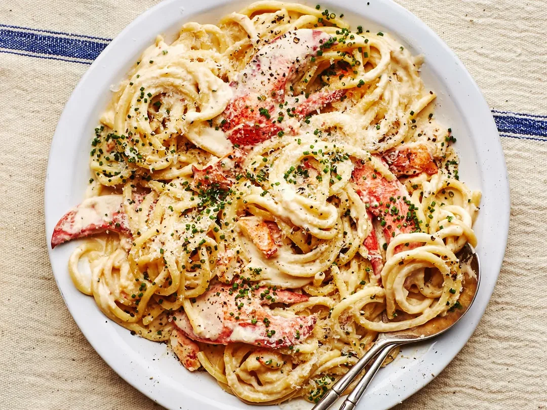 Creamy Truffle Lobster Pasta