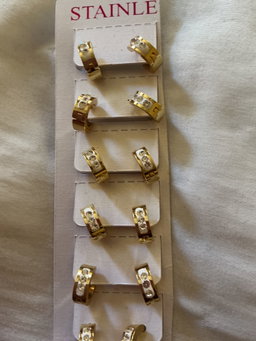 Hoop earrings 