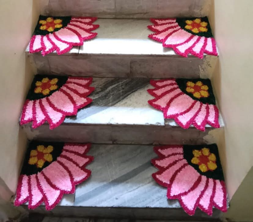 StairsWoolenMat_0