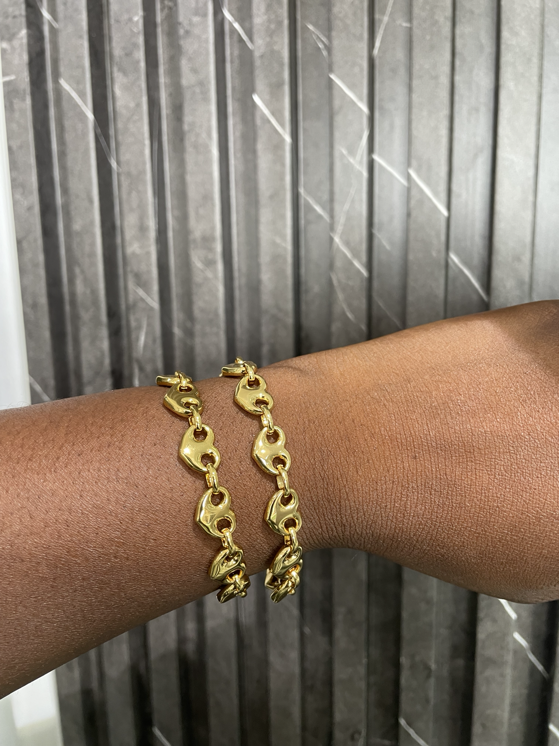 Glitz Gold Interlocking Link Bracelet_0