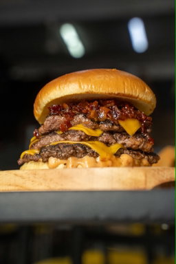 TRIPLE SMASH BACON JAM BURGER