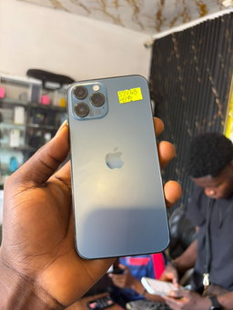 iPhone 12pm