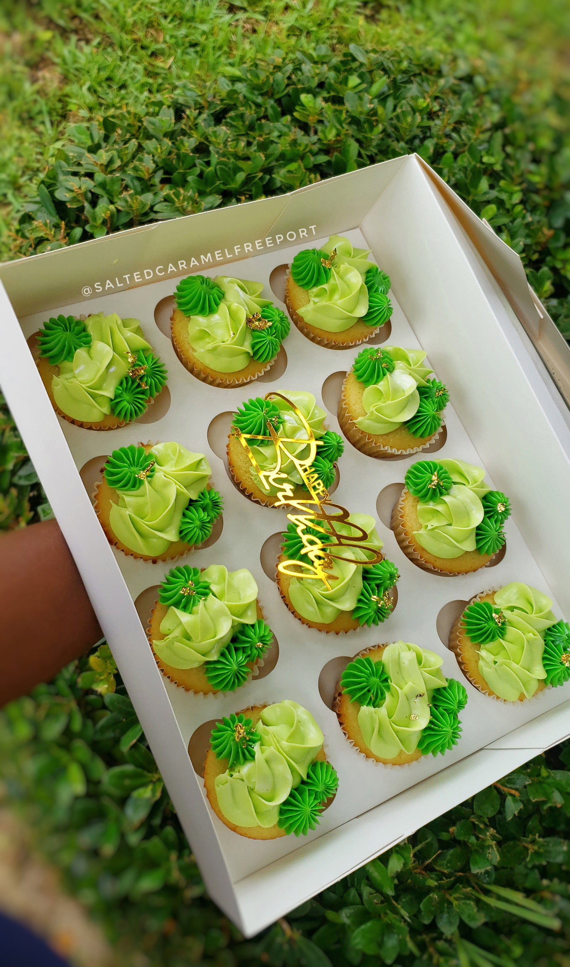 Cupcakes (Per dozen)_3