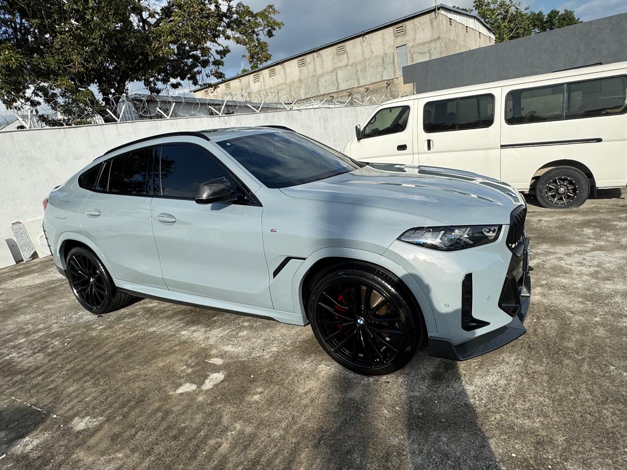 ICONIC PREMIUM_2