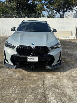 ICONIC PREMIUM