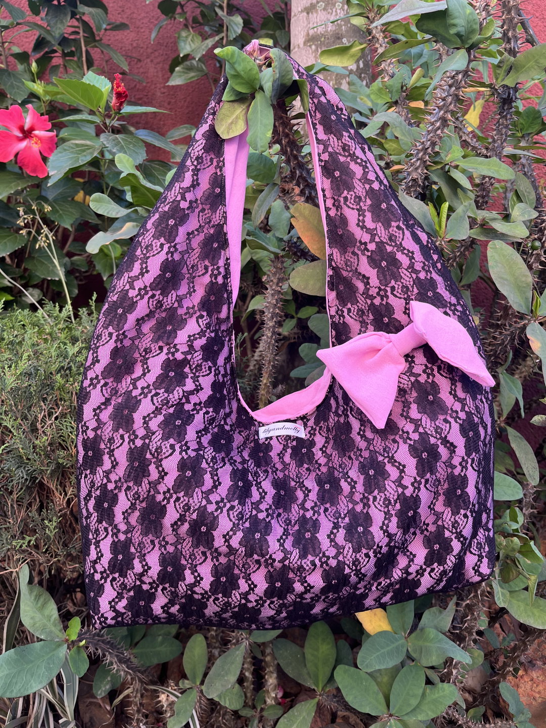 Lace bag