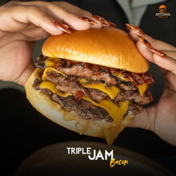 TRIPLE SMASH BACON JAM BURGER