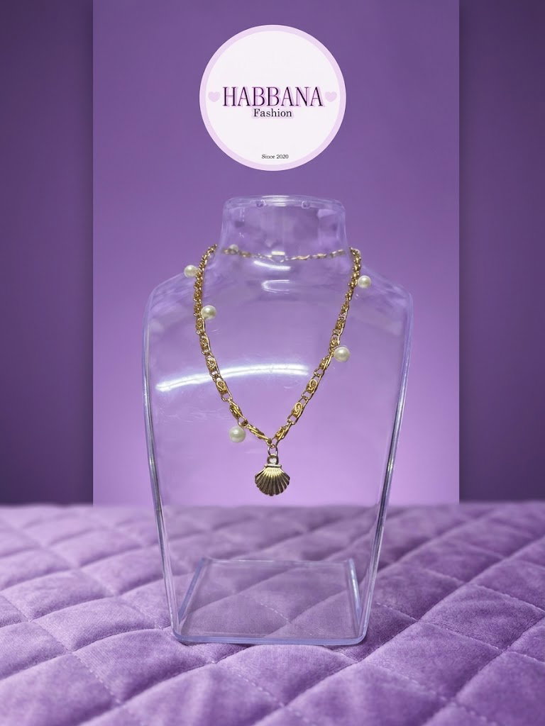 Golden + Pearl Necklace