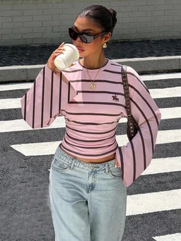 Batwinged top