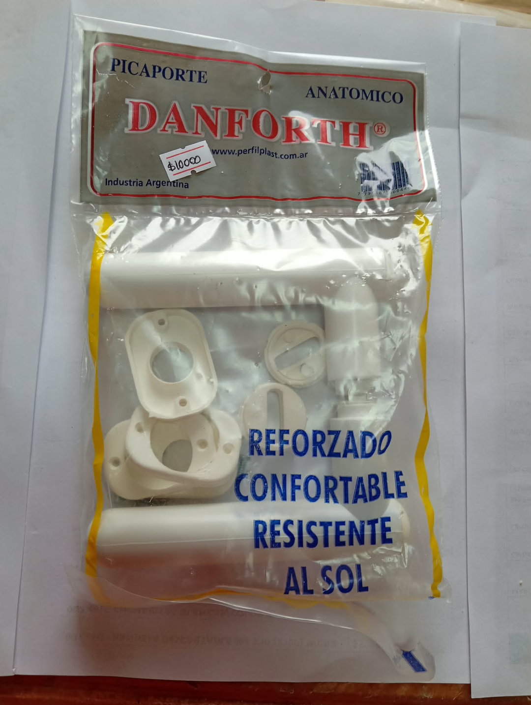 PICAPORTE DE PVC