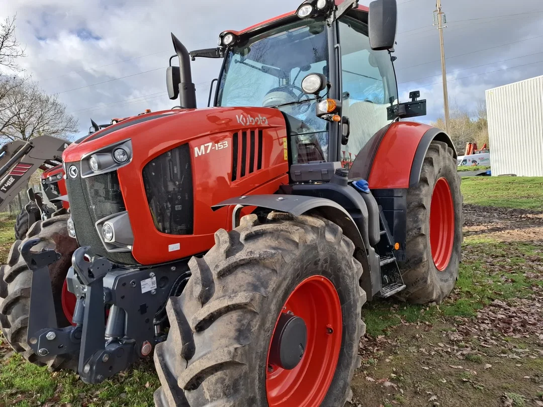 Kubota M7153 Access+ 2024 – 170 CV – 300 horas