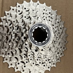 Shimano 9 Speed Cassette CS-HG400-9 11-32T