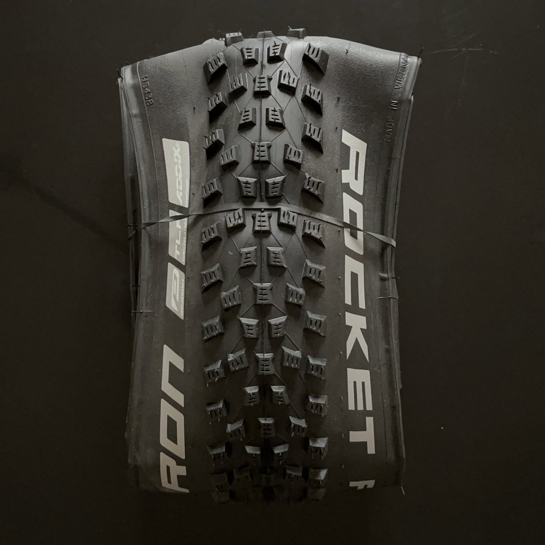 Schwalbe Tire 27.5x2.25 Rocket Ron